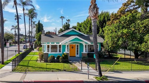 1204 N Ross, Santa Ana, CA, 92701 | Card Image