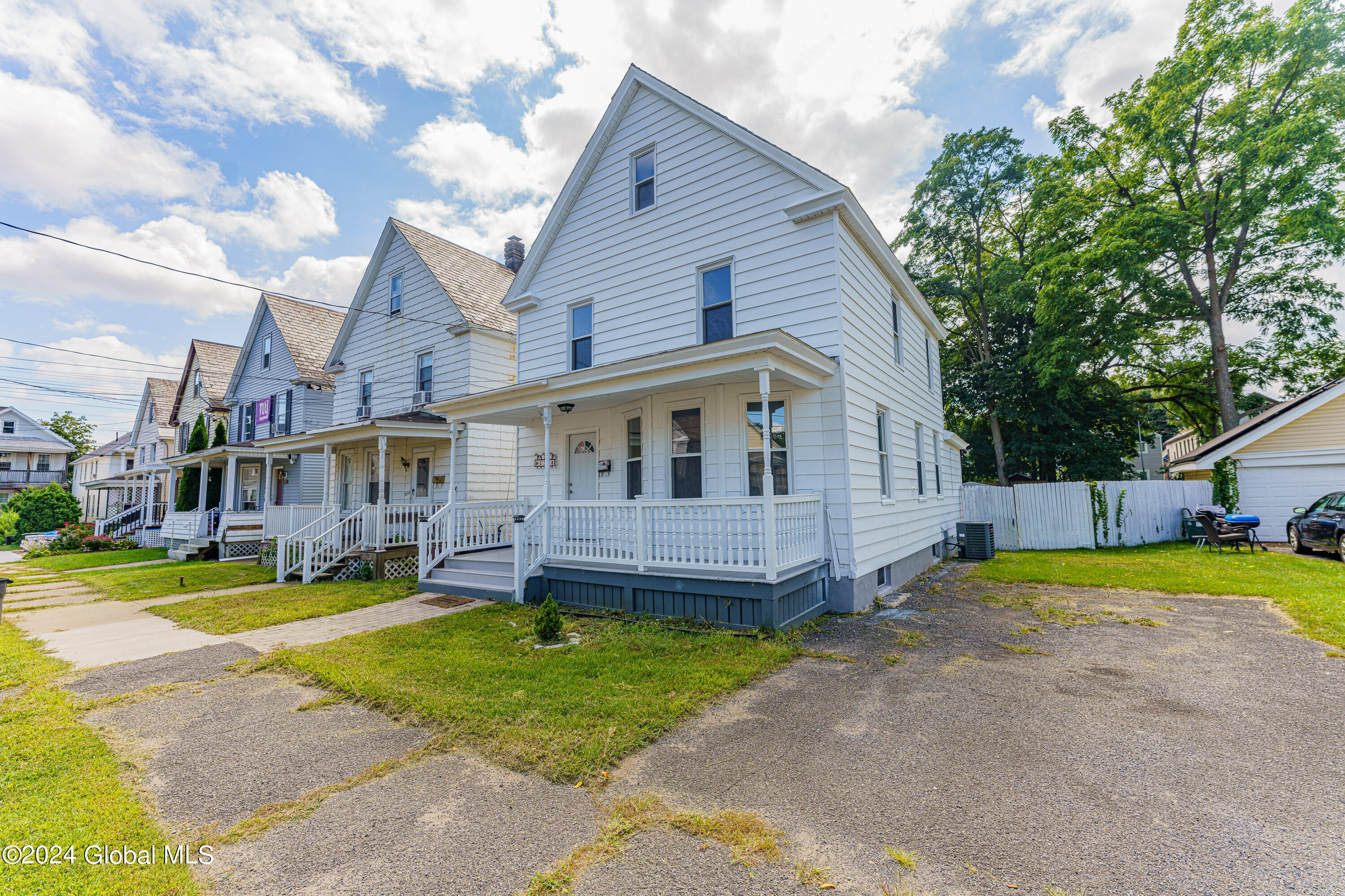 Fairlee St, Schenectady, NY 12306