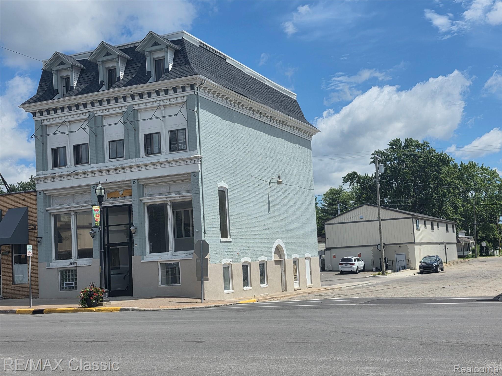 69206 N Main St, Richmond, MI 48062