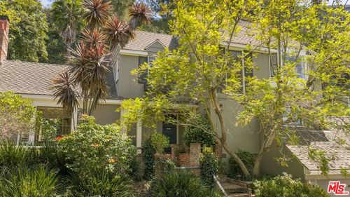 5630 Spreading Oak Dr, Los Angeles, CA, 90068-2555 | Card Image