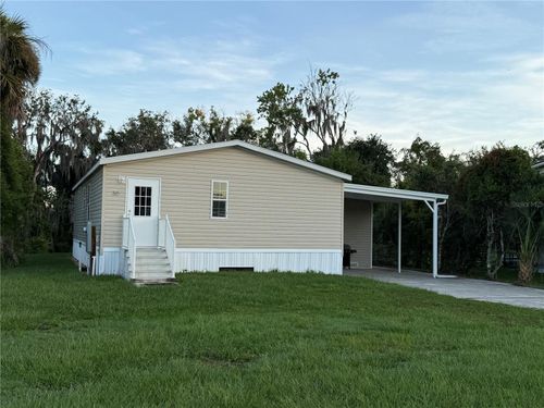 30 Seminole Path, WILDWOOD, FL, 34785-9379 | Card Image