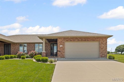 519 Legacy Dr, Waterloo, IL, 62298-1791 | Card Image