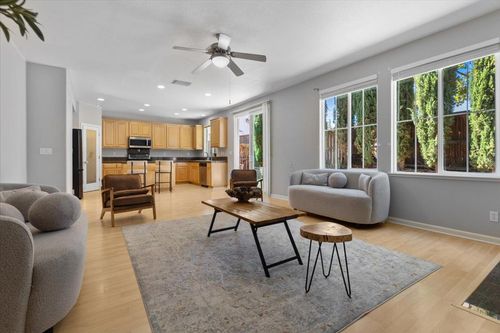 20855 Grapevine Dr, Patterson, CA, 95363-8903 | Card Image