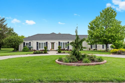 499 Bluegrass Way, Mt Washington, KY, 40047-7201 | Card Image