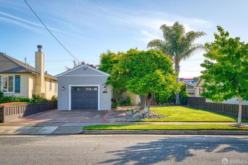 1030 S Delaware St, San Mateo, CA, 94402-1840 | Card Image