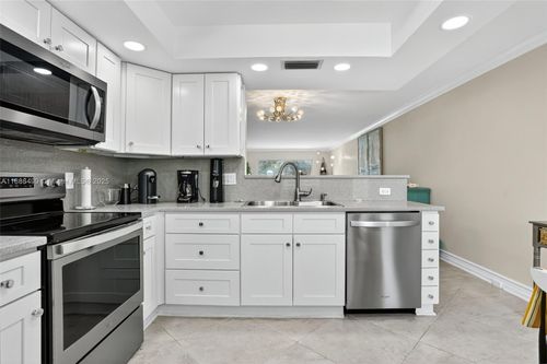 apt-d3-2301 Lucaya Ln, Coconut Creek, FL, 33066-1116 | Card Image