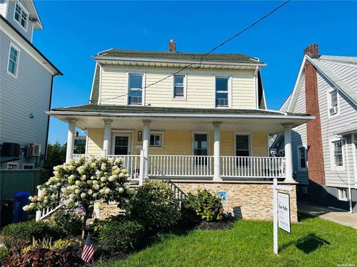 409 Beach 130th St, Belle Harbor, NY, 11694-1524 | Card Image