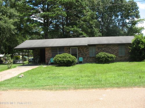 102 Norris St, Flora, MS, 39071-9702 | Card Image