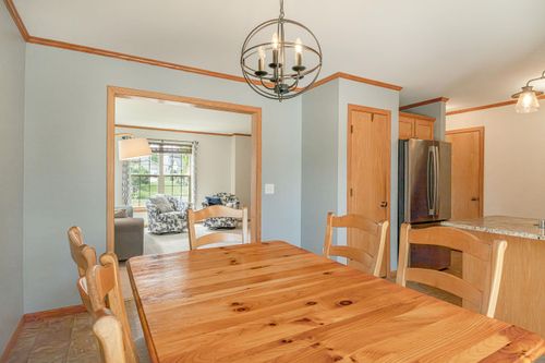 6130 Arrowpoint Way, Mcfarland, WI, 53558-8798 | Card Image