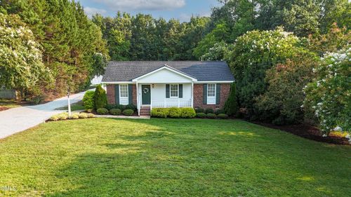 5609 Alta Vista Ct, Raleigh, NC, 27610-3261 | Card Image