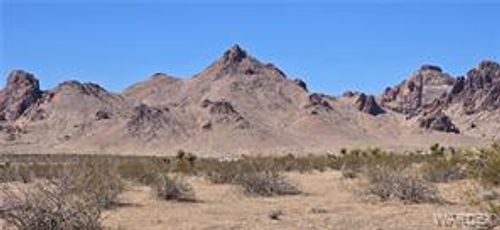 2628 S Pima Rd, Golden Valley, AZ, 86413 | Card Image