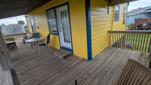 314 Oyster St, Surfside Beach, TX, 77541-9567 | Card Image