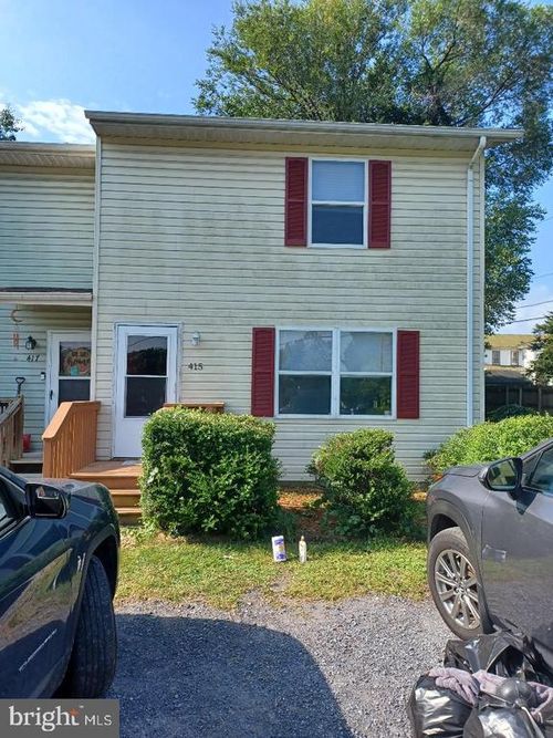 415 Prospect St, FRONT ROYAL, VA, 22630-3072 | Card Image