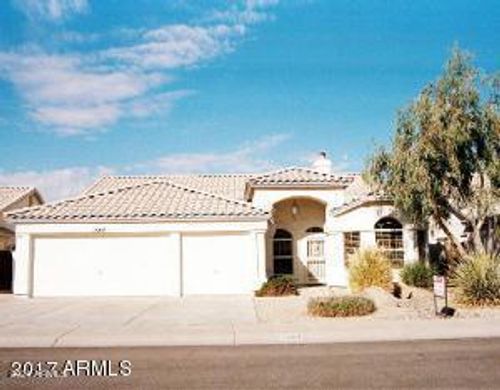 1684 W Merrill Ln, Gilbert, AZ, 85233-1719 | Card Image