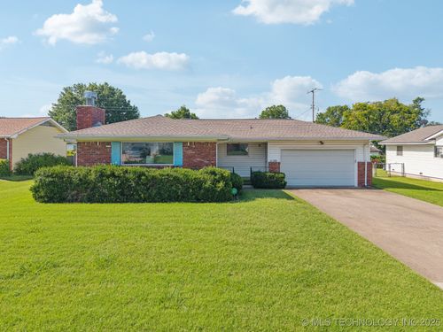 6752 E 28th St, Tulsa, OK, 74129-6240 | Card Image