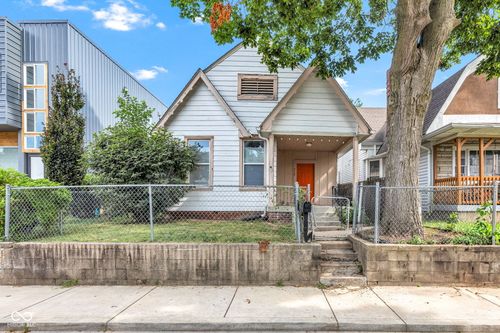 718 Parkway Ave, Indianapolis, IN, 46203-1842 | Card Image
