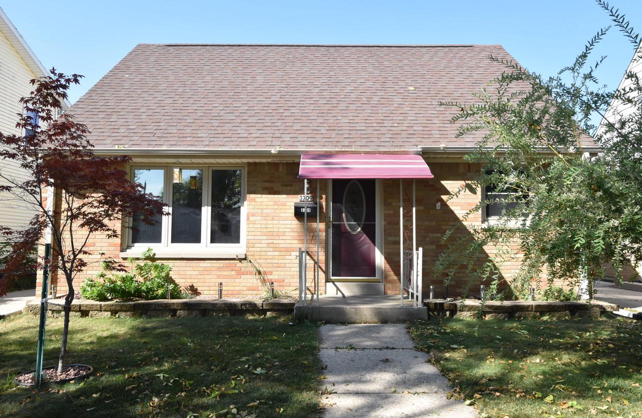 97th St, Milwaukee, WI 53222