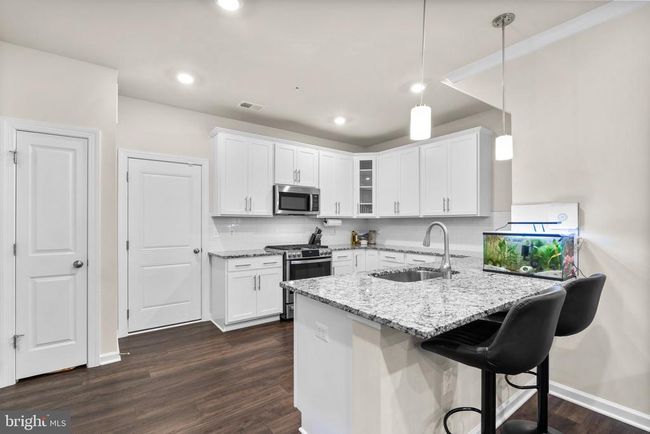43421 Stonewood Crossing Ter, Townhouse with 3 bedrooms, 3 bathrooms and null parking in ASHBURN VA | Image 5