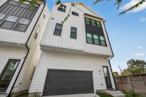 6744 Del Rio St, Houston, TX, 77021-2331 | Card Image