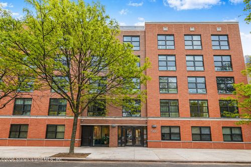 1b-566 Gates Ave, Brooklyn, NY, 11221-3390 | Card Image