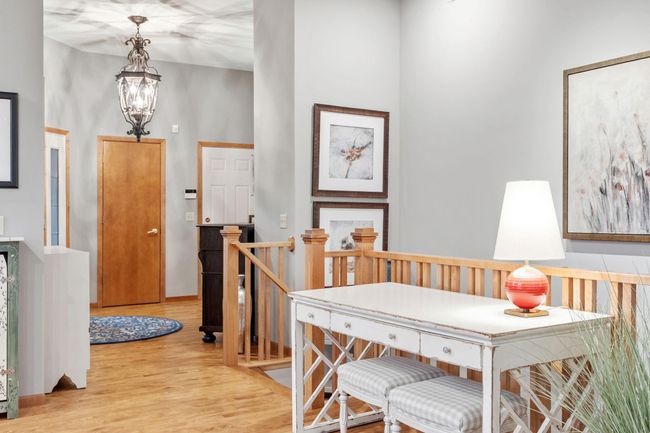 33 Summit Vw, Townhouse with 3 bedrooms, 3 bathrooms and null parking in North Oaks MN | Image 20