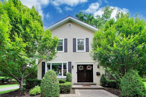 247 Bryant Ave, Glen Ellyn, IL, 60137-5547 | Card Image