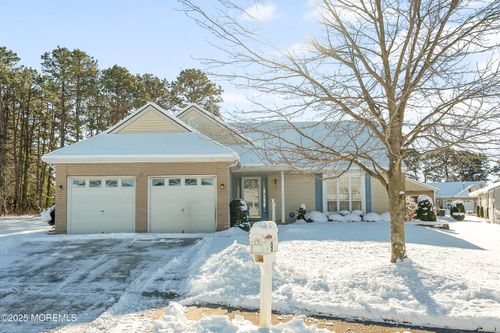 9 Westgate Ct, Toms River, NJ, 08757-6546 | Card Image