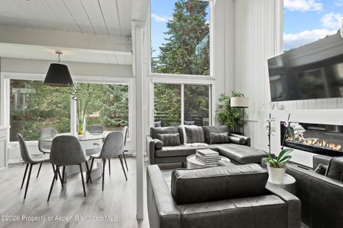 2-1024 E Cooper Ave, Aspen, CO, 81611-2189 | Card Image