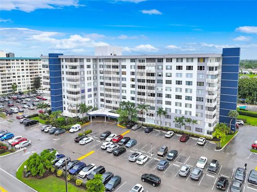 apt-314-4350 Hillcrest Dr, Hollywood, FL, 33021-7963 | Card Image