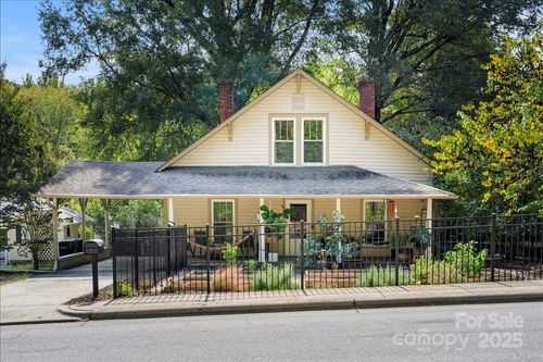 208 Corban Ave Se, Concord, NC, 28025-3556 | Card Image
