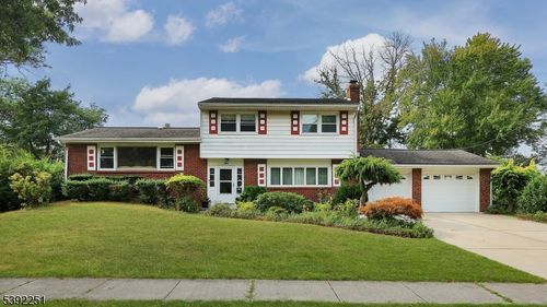 10 Bruning Rd, East Brunswick, NJ, 08816-1350 | Card Image