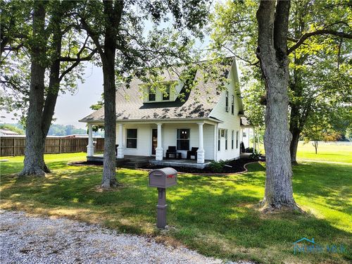 15740 Hill Rd, Defiance, OH, 43512-8926 | Card Image