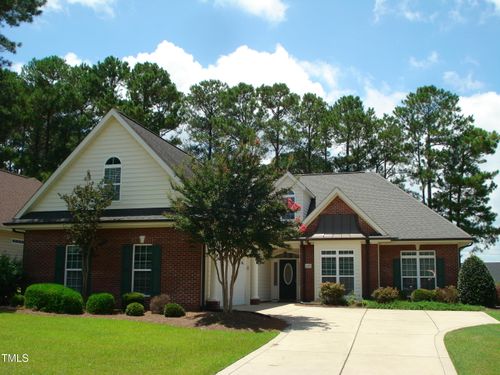 117 Crescent Dr, Dunn, NC, 28334-2143 | Card Image