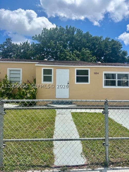 0-1884 Nw 52nd St, Miami, FL, 33142-3731 | Card Image