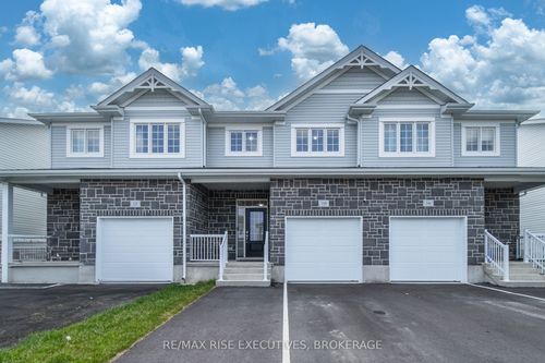 339 Buckthorn Dr, Kingston, ON, K7P0S1 | Card Image
