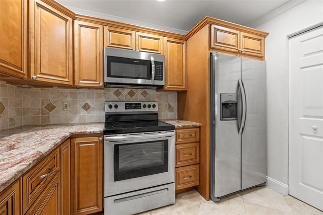 664 - 664 Arbor Lake Ln, Condo with 3 bedrooms, 2 bathrooms and null parking in TAMPA FL | Image 11