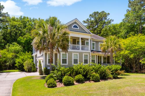 3687 Coastal Crab Rd, Mount Pleasant, SC, 29466-8369 | Card Image