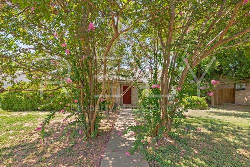 a-205 W William Cannon Dr, Austin, TX, 78745-5660 | Card Image