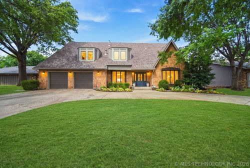 4105 E 62nd St, Tulsa, OK, 74136-1632 | Card Image