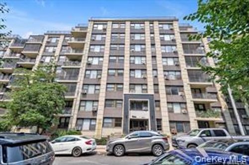 7d-9841 64 Road, New York, NY, 11374 | Card Image
