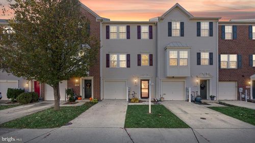 7260 Mockingbird Cir, GLEN BURNIE, MD, 21060-8327 | Card Image