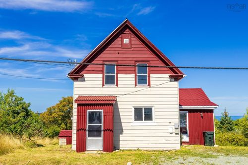 818 Donkin Highway, Donkin, NS, B1A6P2 | Card Image