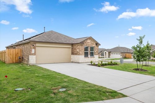 104 Winged Foot Cir, San Marcos, TX, 78666-5822 | Card Image