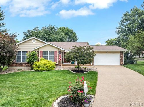 10 Lake Port Ct, Saint Peters, MO, 63376-3219 | Card Image