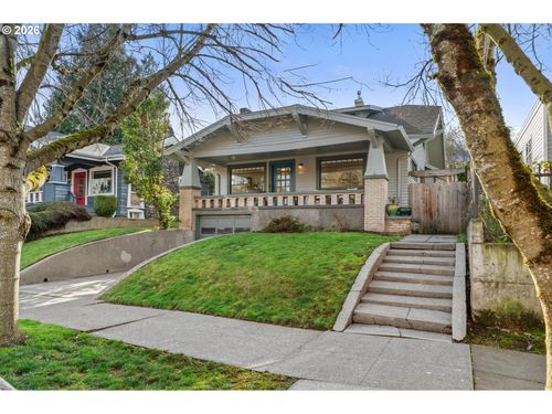 4742 Ne Glisan St, Portland, OR, 97213-2932 | Card Image