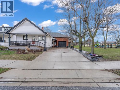 24 Melrose Ave, Leamington, ON, N8H2H8 | Card Image