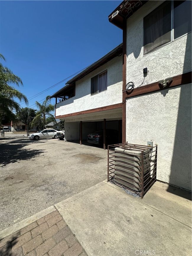 663 W 14th St, Home with 7 bedrooms, 4 bathrooms and null parking in San Bernardino CA | Image 9