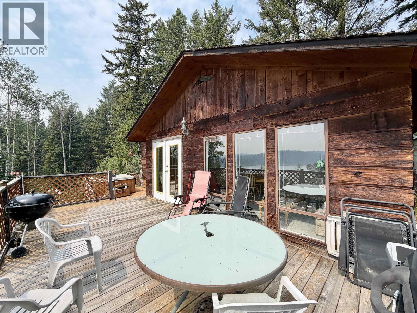 Residential in Bridge Lake 4