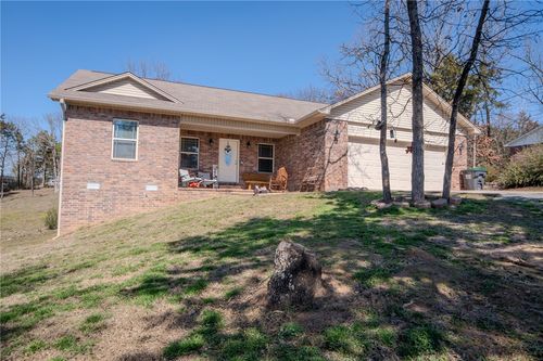 197 Pebble Branch Ln, Russellville, AR, 72802-2271 | Card Image