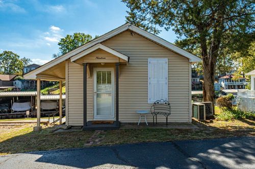 apt-19-105 Chambers Pt, Hot Springs, AR, 71913-6184 | Card Image